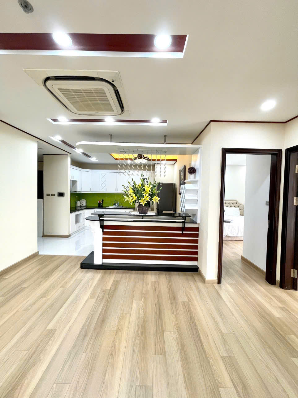 Cho thuê Homestay 4 Phòng Ngủ tại Times City